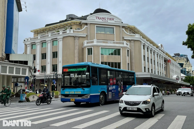 Vì sao quận Hoàn Kiếm thuộc diện phải sáp nhập? - 2 Vì sao quận Hoàn Kiếm thuộc diện phải sáp nhập? - 2